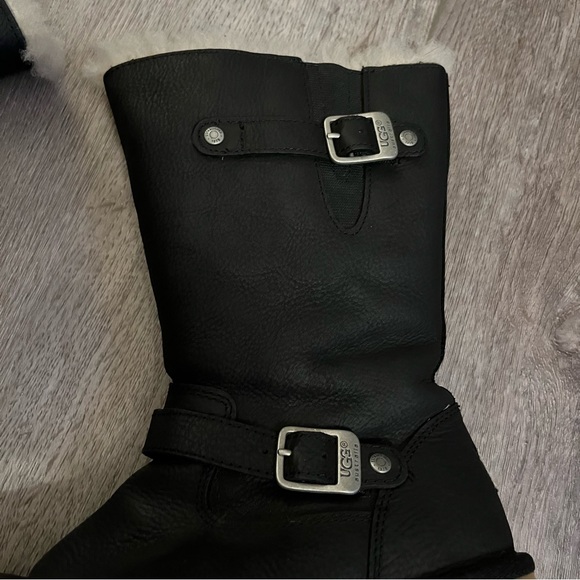 Women’s UGG Black Kensington Moto Leather Ugg Boots Size 5 - Picture 5 of 15